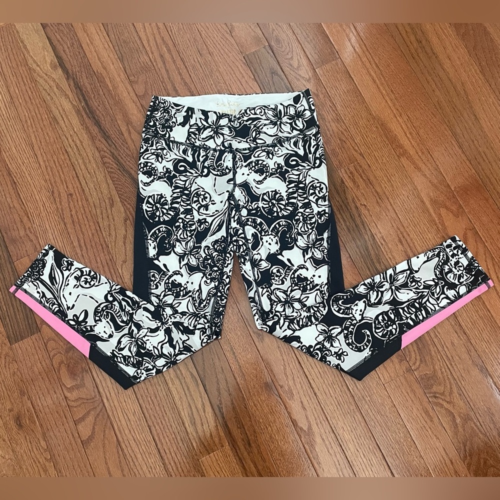 Lilly Pulitzer Luxletic Leggins - Picture 4 of 7